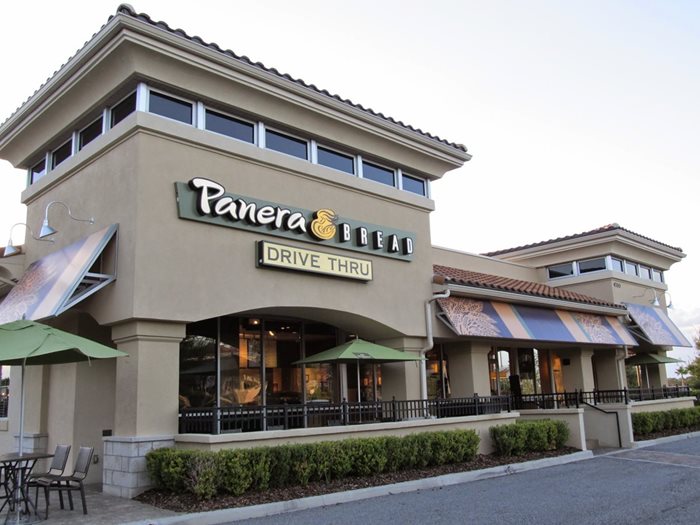 Panera to expand table service, drive-thrus